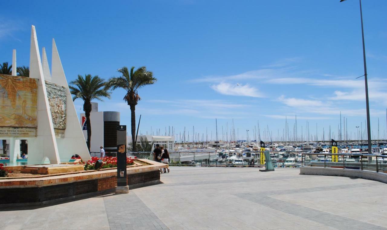Casablanca Penthouse Apartment With Private Roof Terrace 70M2 Torrevieja Dış mekan fotoğraf